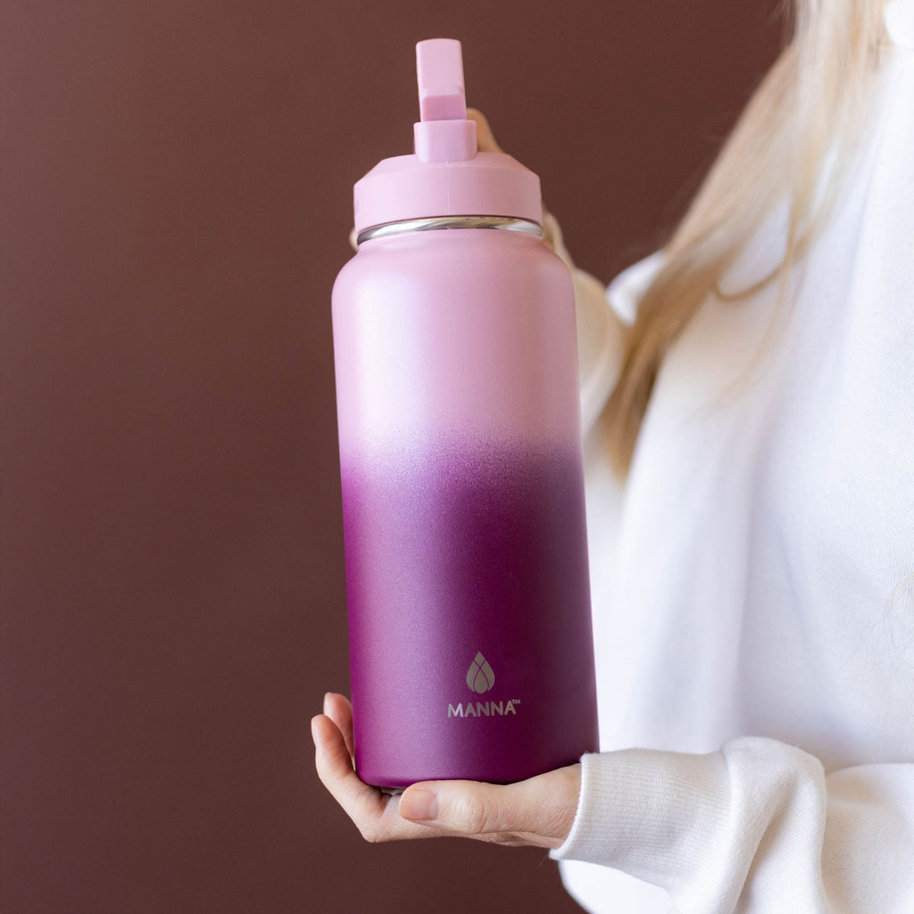 32-oz-powel-bottle-d7 32_Manna_Website_Lifestyles-2.jpg