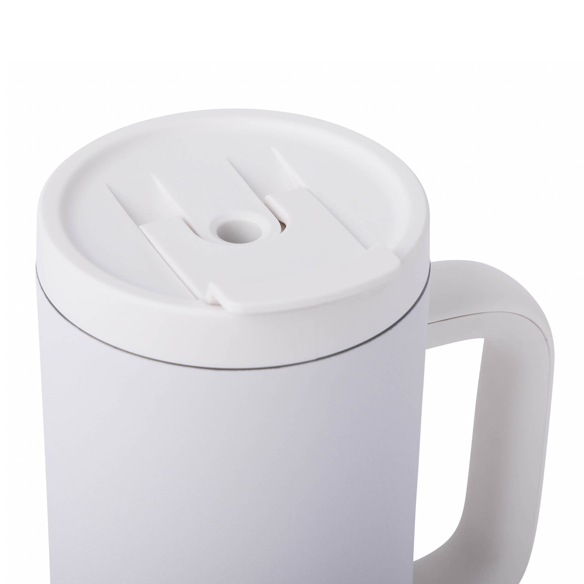 40-oz-leisure-tumbler-c4 CoreHome_MannaHydration_Whites_Raw-42.jpg