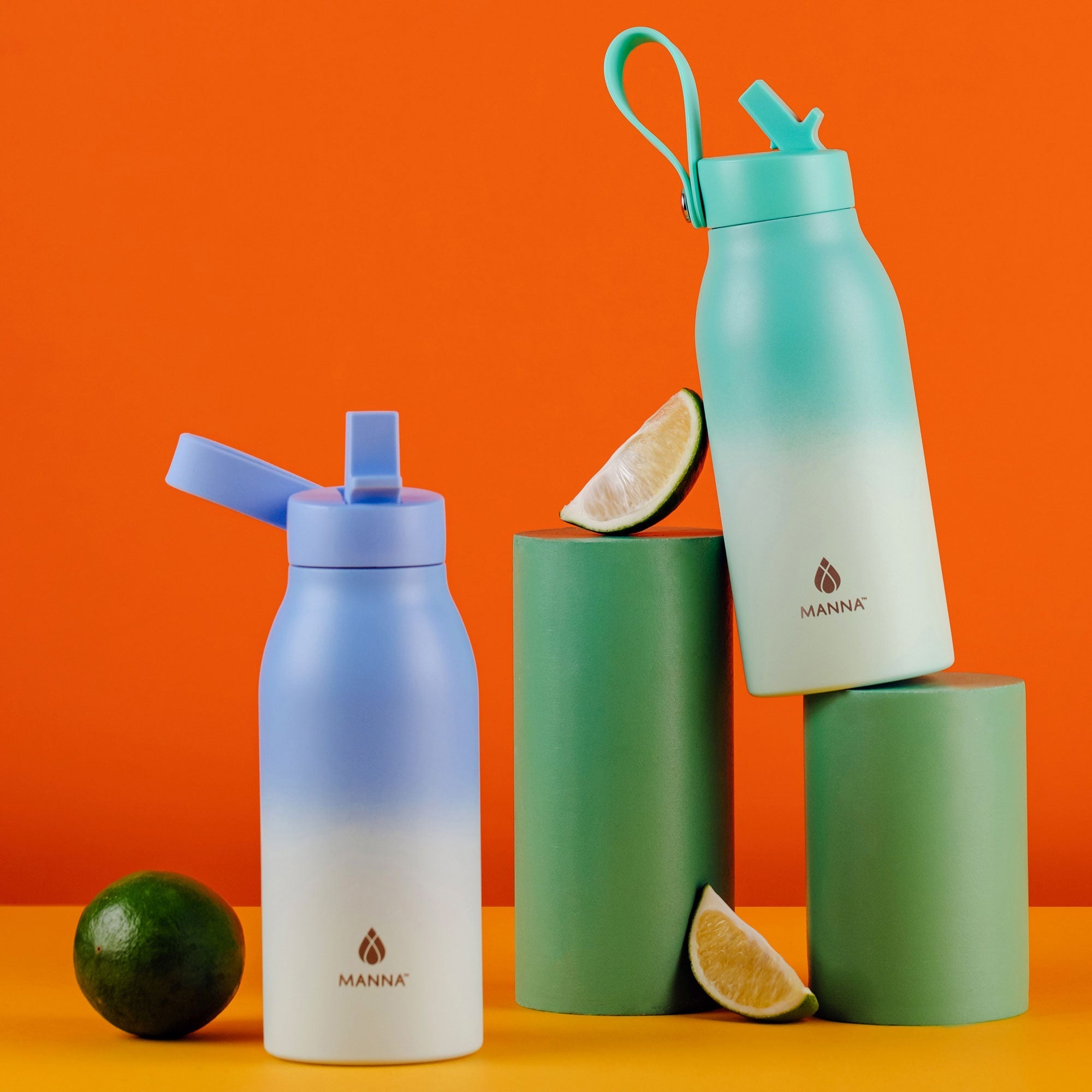 12-oz-modern-flip-kid-s-water-bottle-h5 WEB_7E9A2882_-_2.jpg
